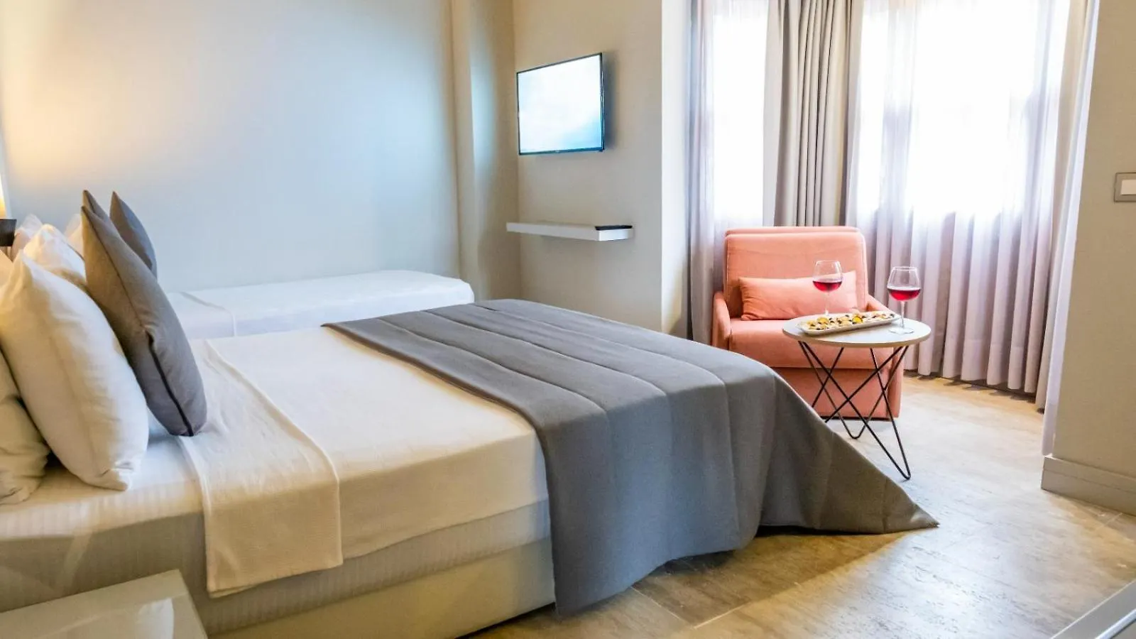 Ariel Plus Alacati Cesme