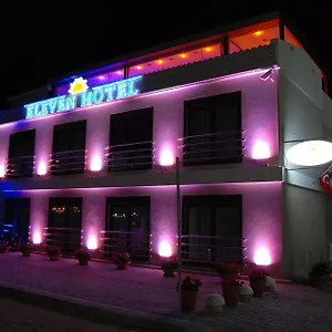 Hotel Eleven, Cesme