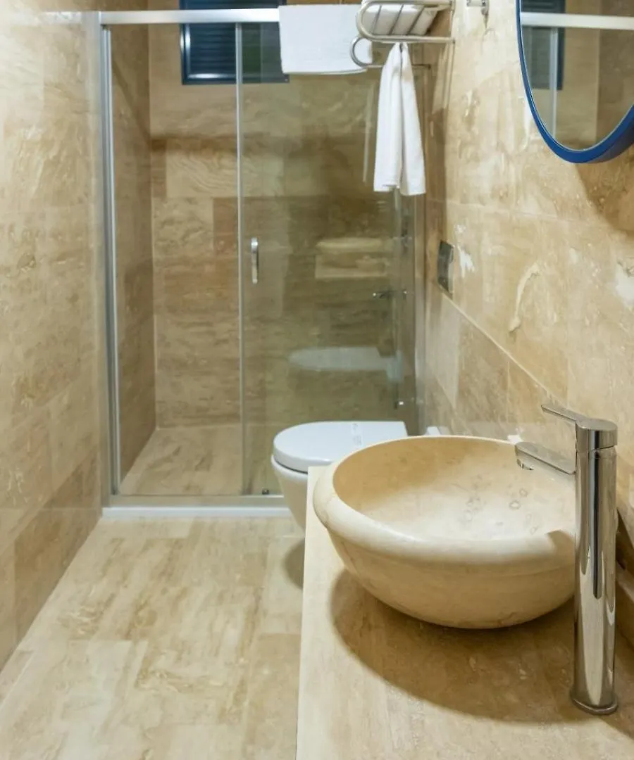 Ariel Plus Alacati Cesme 3*,
